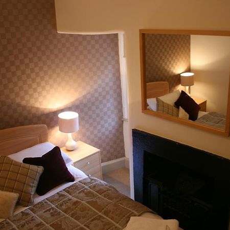 Royal Mile Budget Apartments Edimburgo Camera foto