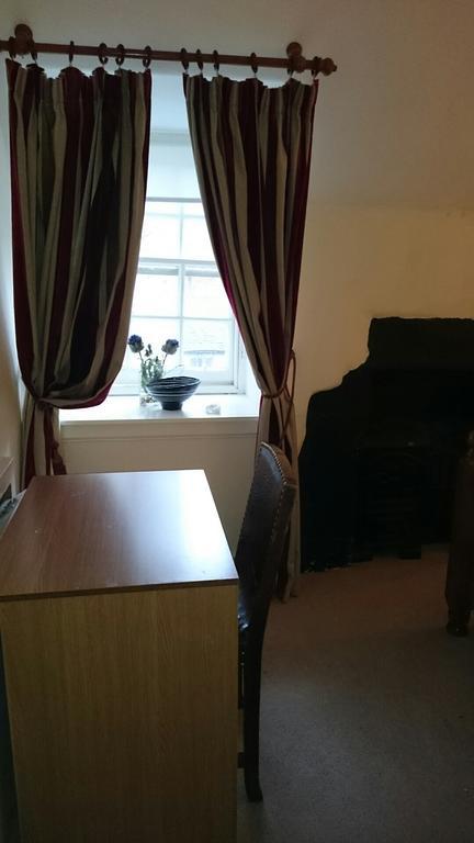 Royal Mile Budget Apartments Edimburgo Camera foto
